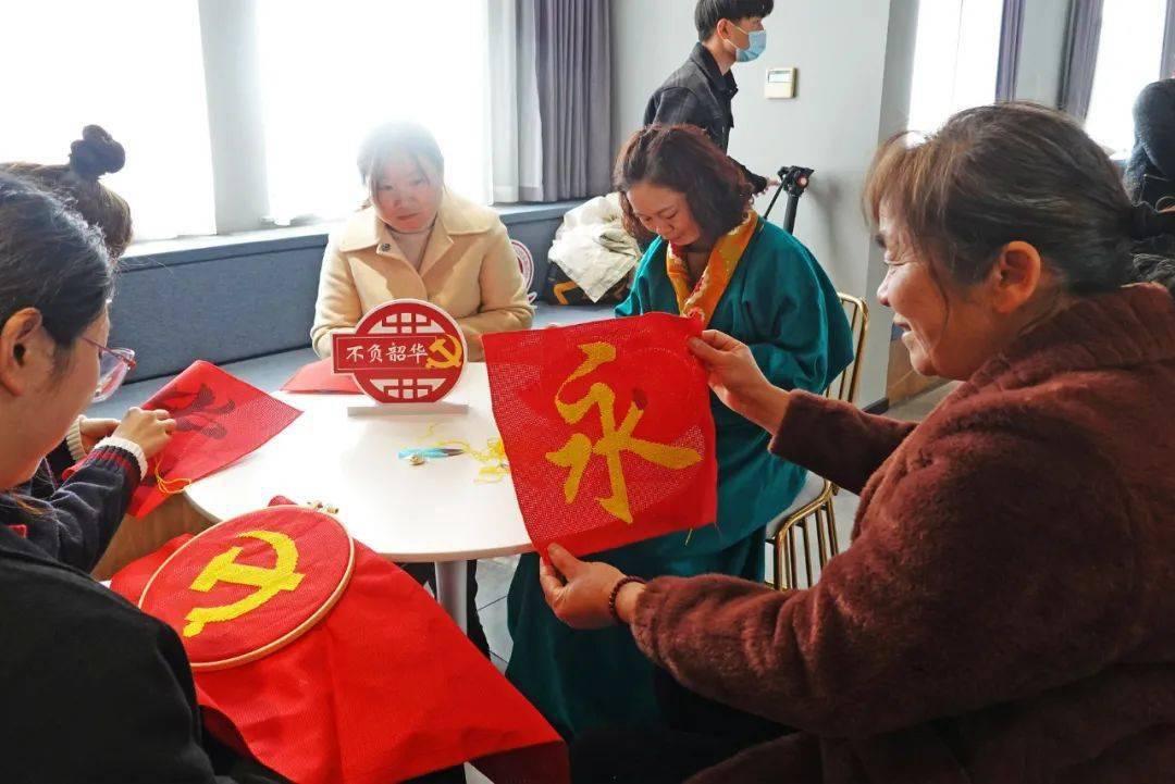 直径4米的圆 内径等边四边形 边长多少?游戏画面